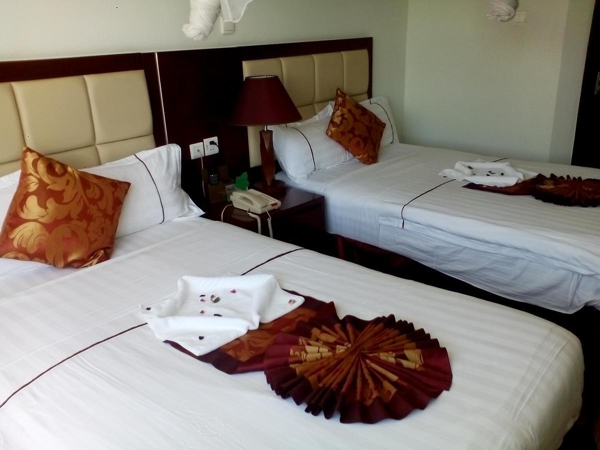 Rahnile Hotel Bahir Dar Exterior photo