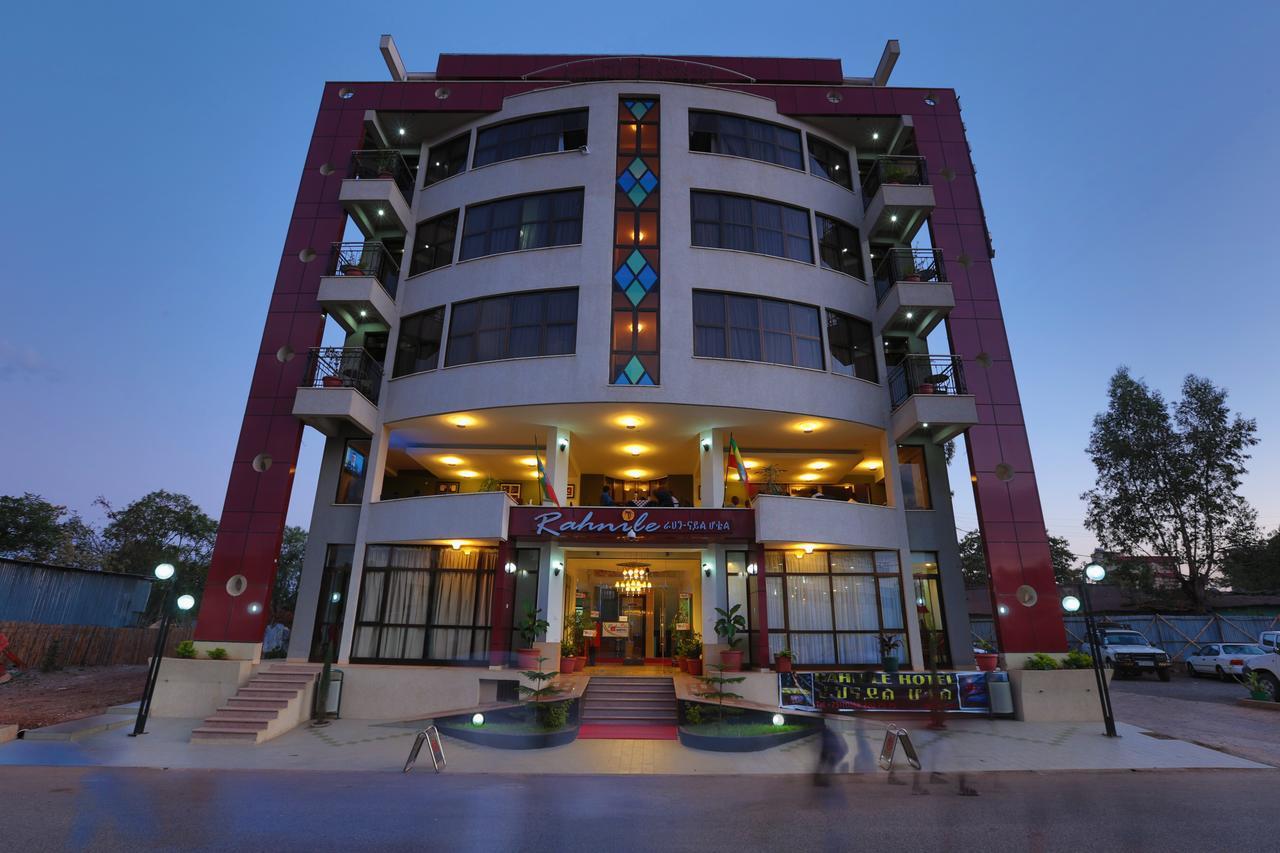 Rahnile Hotel Bahir Dar Exterior photo