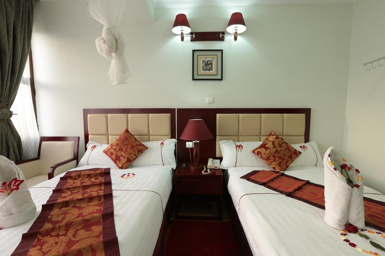 Rahnile Hotel Bahir Dar Exterior photo