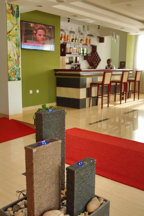Rahnile Hotel Bahir Dar Exterior photo