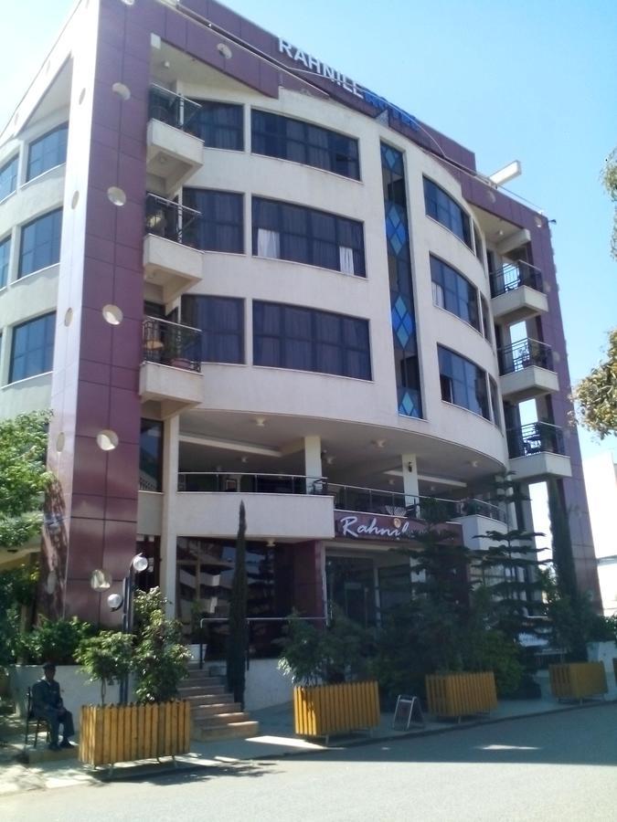 Rahnile Hotel Bahir Dar Exterior photo